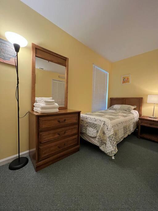 Lovely 2-Bedroom Condo With Pool Myrtle Beach Eksteriør billede