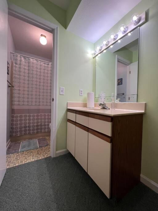 Lovely 2-Bedroom Condo With Pool Myrtle Beach Eksteriør billede