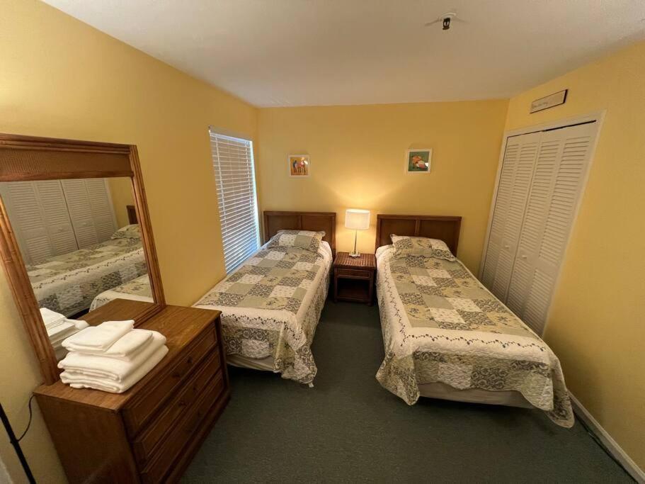 Lovely 2-Bedroom Condo With Pool Myrtle Beach Eksteriør billede
